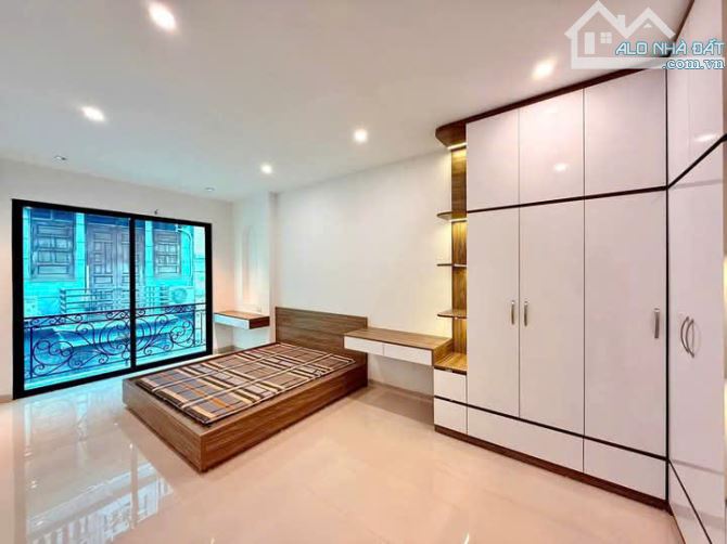 BÁN NHÀ LÊ QUÝ ĐÔNG HÀ ĐÔNG , Ô TÔ ĐỖ CỬA 51M2 GIÁ 7,7 TỶ. - 4