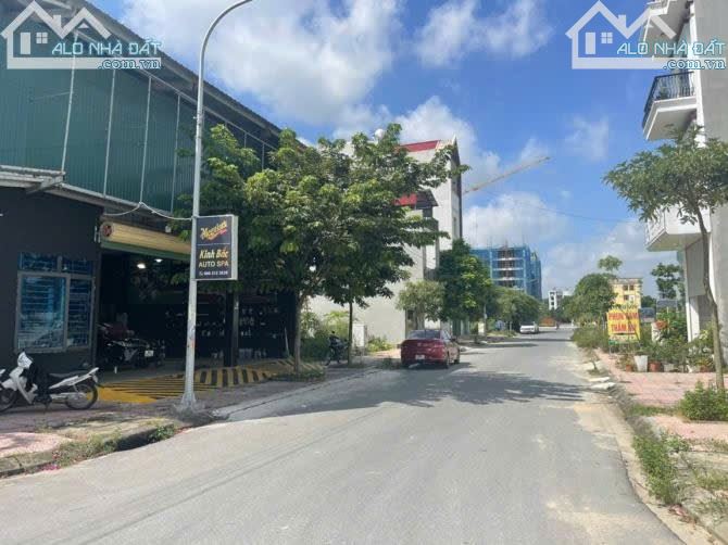 Bán lô góc trục chính Phố Bò Sơn DT 109m, MT7m, Hướng ĐN&ĐB, Giá 17,3 tỷ