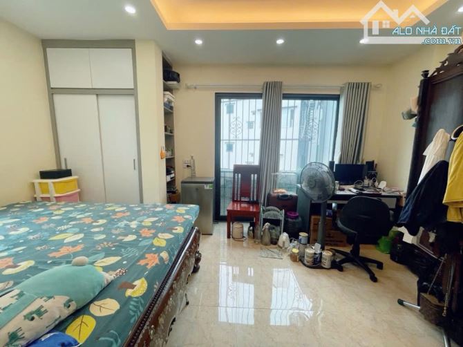 B.Á.N NHÀ NGỌC THỤY -NGÕ Ô TÔ ĐỖ - GẦN CHỢ– 5.6 T.Ỷ