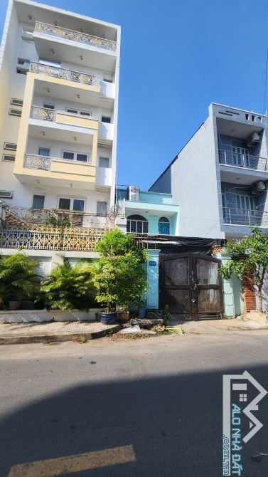 Kiếm đâu ở Cư Xá Lam Sơn P.17, GV Nhà 2 MT đường 12m 127m2 đất= 4,6mx27m Chỉ 12,7 tỷ - 4