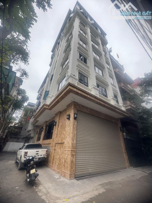 Lô góc 8T và 1 hầm siêu đẹp toà Apartment Hoàng Quốc Việt full nội thất ô tô đỗ