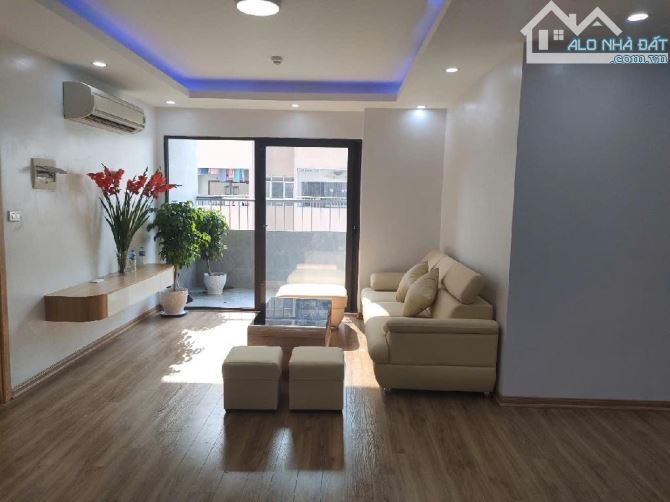 Bán căn Cc Ct2 Thạch Bàn 76m 2ngủ. Sổ đỏ sang tên ngay