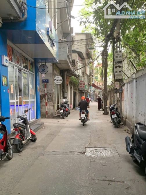 Bán nhà riêng 4 tầng ngõ 43 Chùa Bộc SDCC DT 45m giá 8.8 tỷ