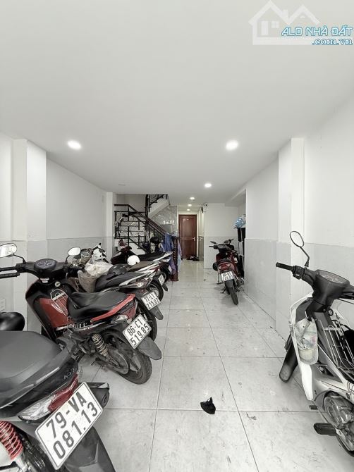 NHÀ 6tầng CÓ THANG MÁY -  HIỆN CÓ DOANH THU 70tr/T - PHƯỜNG 7 - PHÚ NHUẬN - 14,5tỷ.