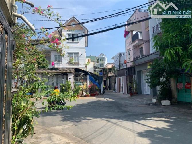 NHÀ ĐẸP 3 TẦNG 100M² |HXH HIỆP PHÚ, QUẬN 9|GẦN VINCOM LÊ VĂN VIỆT|GẤP BÁN – GIẢM GẦN 2 TỶ