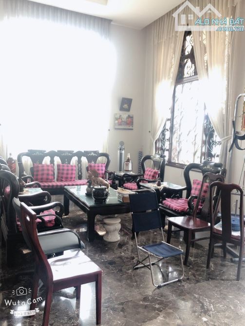 Bán Biệt Thự Gốc 2MT Đường 320 Bông Sao- 16m x 24m- 371.5m.2- 3 LẦU 6PN- F5 Q8- SỔ HỒNG - 1