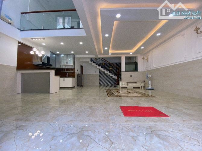 Bán nhà HXH Phạm Văn Hai, P5, Tân Bình, 60m2, 5 tầng, ngang 7m, nội thất xịn - 1