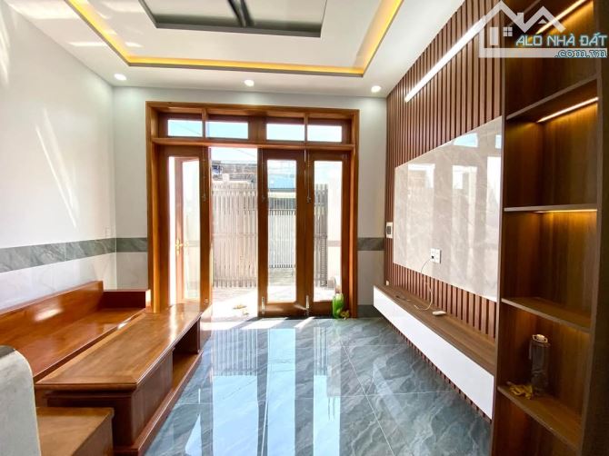 Bán Nhà Trịnh Thị Miếng , 56m2, 3 Tầng, Hẻm xe hơi 5 m,Thông Thoáng,Ngay Chợ Ba Bầu - 1