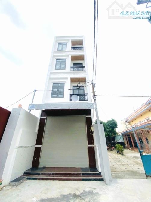 Nhỉnh 5 tỷ - nhà mới 4 tầng - 68m2 - 4x17 - hẻm 1/ xe tải - nga Tân Hòa Đông - Bình Tân - 1