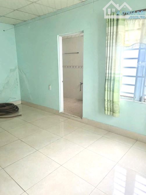 Cần tiền bán nhà cấp 4 ở Thới Tam Thôn Hóc Môn 5x16 ( 80m2 ) 680 triệu, sổ hồng riêng - 1