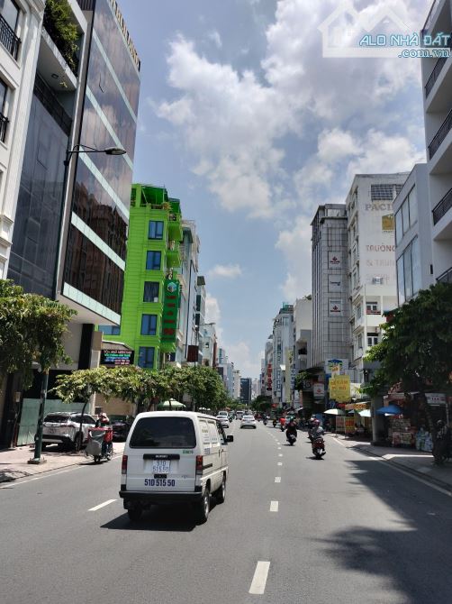 Bán nhà 1 lầu, mặt tiền đường Bạch Đằng, P2, Tân Bình. DT 8,6 x 24m. HĐT 95 tr/th--- 46 tỷ - 1
