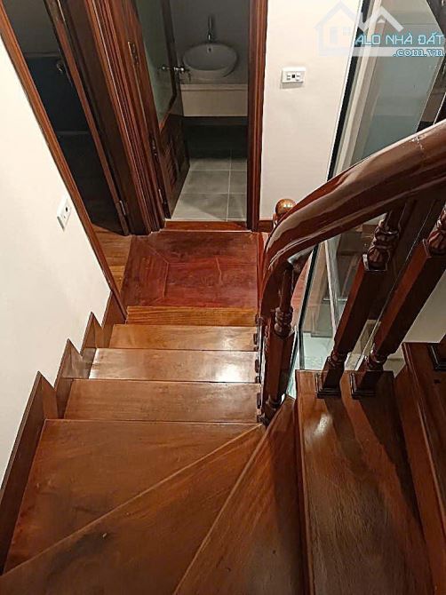 Nhà Mới Xây 6 Tầng Thang Máy, 40m2, Cầu Giấy- Vào Ở Ngay Chỉ Hơn 9 tỷ - 1