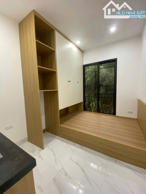 Bán toà CHDV Hoàng Cầu - Nguyễn Phúc Lai. 22 PHÒNG KHÉP KÍN - DOANH THU 120TR - 1