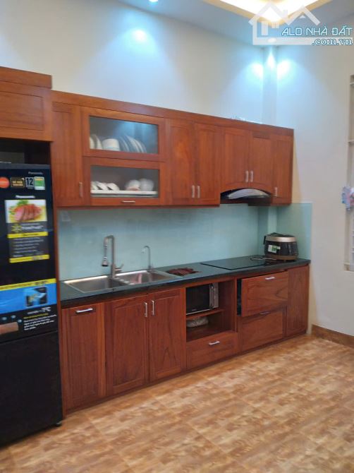 BÁN NHÀ 3 TẦNG MẶT PHỐ ĐINH THỊ VÂN KHU TRUNG TÂM - 1