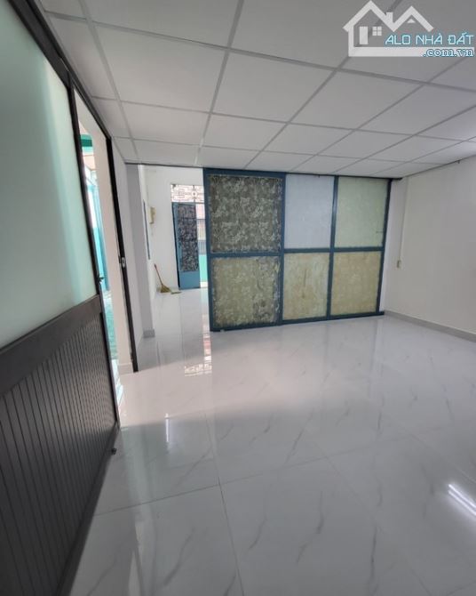 NHÀ NGÔ BỆ - SÁT MẶT TIỀN - DIỆN TÍCH KHỦNG 5.5M HẬU 7.5M ( 59M2) - GIÁ 6 TỶ 4 - 1
