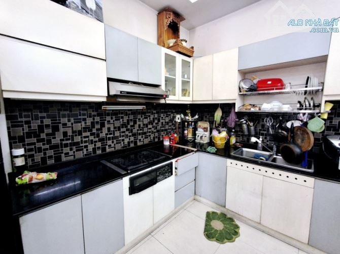 SIÊU PHẨM 3 TẦNG ĐƯỜNG SỐ 18 ( M1) - 73M2 (4*18.1) - HẺM 8M KINH DOANH ĐỈNH. CHỈ HƠN 6 TỶ - 1
