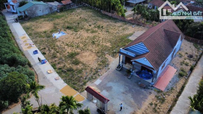 bán đất thị trấn Tịnh Hà - tặng căn nhà mái thái kiên cố 480m2 Full thổ cư - 1