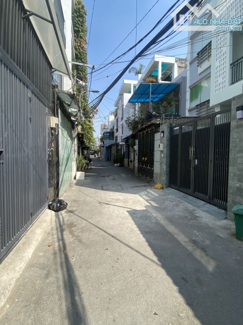 Bán Gấp Nhà C4 HXH Dương Quảng Hàm,P6,GV ,(5x20m nở hậu 5,4),Giá 9ty8 - 1