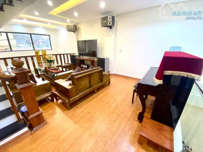 BÁN NHÀ 5T MẶT NGÕ 83 NGỌC HỒI-65M²- M-TIỀN 4.5M KINH DOANH SẦM UẤT GIÁ 16.8 TỶ - 1