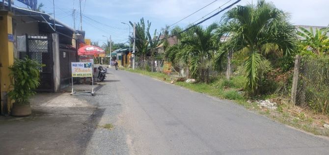 Bán đất mặt tiền đường Nguyễn Văn Trung P8 Tp Bến Tre - 1