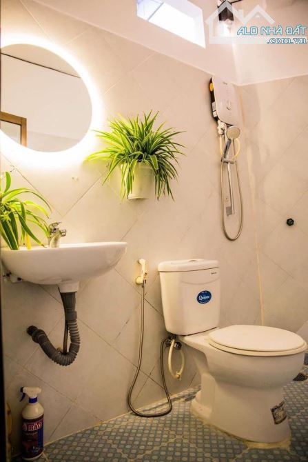 BÁN NHÀ CÔ GIANG Q1 VỊ TRÍ GẦN SOHO, GRAND ( 2PN 2WC ) GIÁ 5,7 TỈ - 14