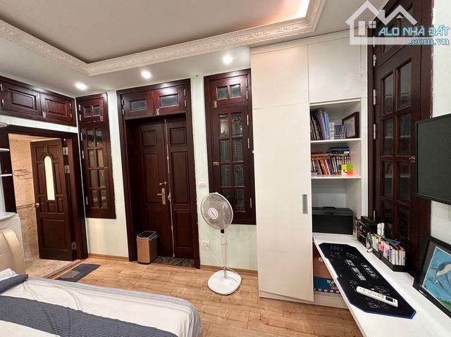 CẦN BÁN SIÊU PHẨM Ô TÔ ĐỖ TẠI NGUYỄN TRÃI THANH XUÂN 45M2 GIÁ 8,55 TỶ - 5