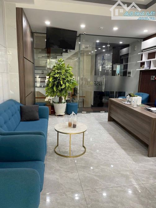 Bán nhà hẻm  Nguyễn Thị Minh Khai. P. Đakao. Q1. 4.6*27m. 3 tầng. 23.5 tỷ TL - 2