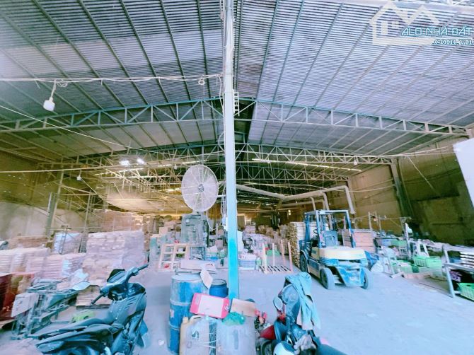 Bán nhà xưởng 1600m2 góc 3 mặt tiền gần trạm thu phí Thiện Tân, Đồng Nai, giá 13 tỷ. - 2