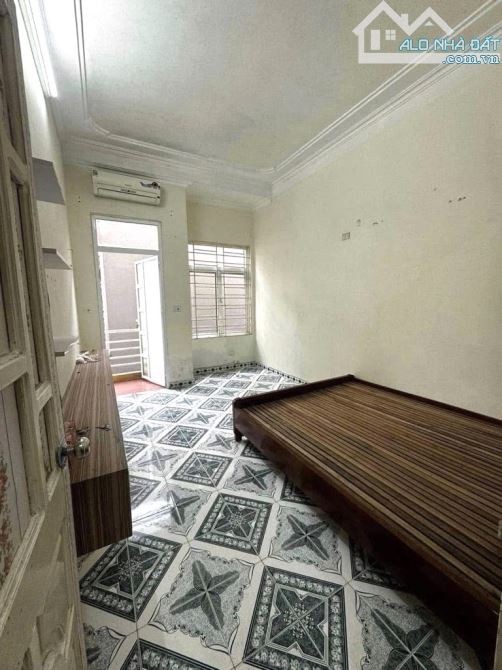 B.án nh.à MẶT NGÕ Kinh Doanh - 158 Ngọc Hà. Lô góc 32 m, 5 tầng, 7.85 Tỷ. - 2