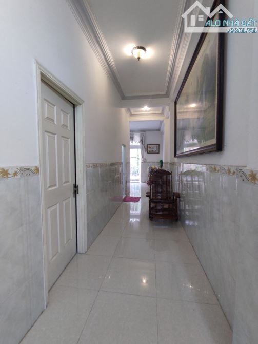 VÀI BƯỚC RA MẶT TIỀN, Lâm Văn Bền Q7. NHÀ 2 MẶT TIỀN TRƯỚC SAU, 100M2, 3 Tầng,  , 10.5TỶ - 2