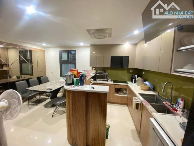 Lạc Long Quân, Tây Hồ, P.Lô 90m2, Mt 5m, 5T, gara Ô tô, KD, VP, gần hồ Tây, nhỉnh 24 tỷ. - 2