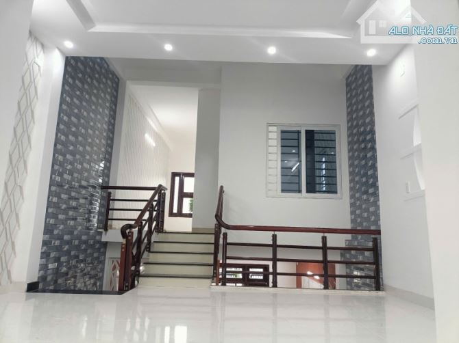 🏡 SIÊU PHẨM NHÀ MẶT TIỀN 2 TẦNG -  LƯ GIANG -CẨM LỆ - VỊ TRÍ ĐẮC ĐỊA  - CHỈ 4,X TỶ🎯 - 2