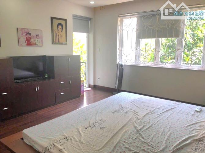 Bán Biệt Thự Lô Góc, Khu An Phú Hưng, 195m2, 4 Tầng, Chỉ 36 Tỷ, Tân Phong, Quận 7 - 2