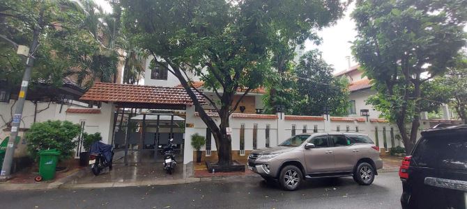 Bán Gấp Căn Villa Mặt Tiền Quận 2 – Khu Compound An Ninh, Vị Trí Đắc Địa - 2