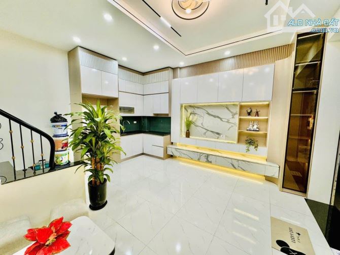 THANH TRÌ - ĐƯỜNG 70- NHÀ DÂN XÂY - 4 TẦNG - 35M - Ô TÔ DỪNG ĐỖ CÁCH 10M - GIÁ CHỈ 4.XX TỶ - 2
