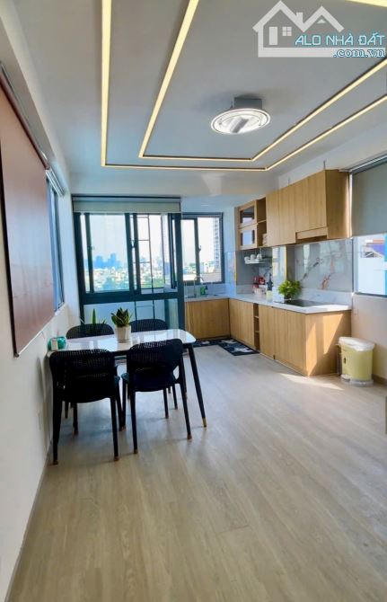 Căn hộ dịch vụ full nội thất 11PN 7 tầng dòng tiền 50tr Tân Quy quận 7 - 2