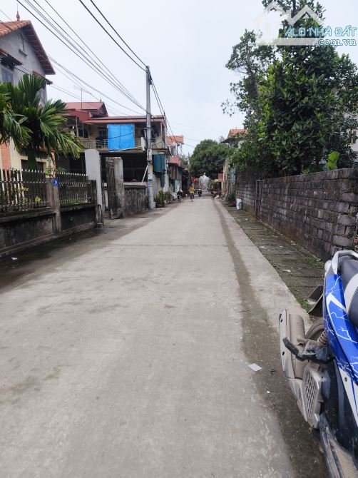Bán Đất mặt tiền KD trục chính xã Chuyên Mỹ sầm uất,đất 2 mặt đường - 2