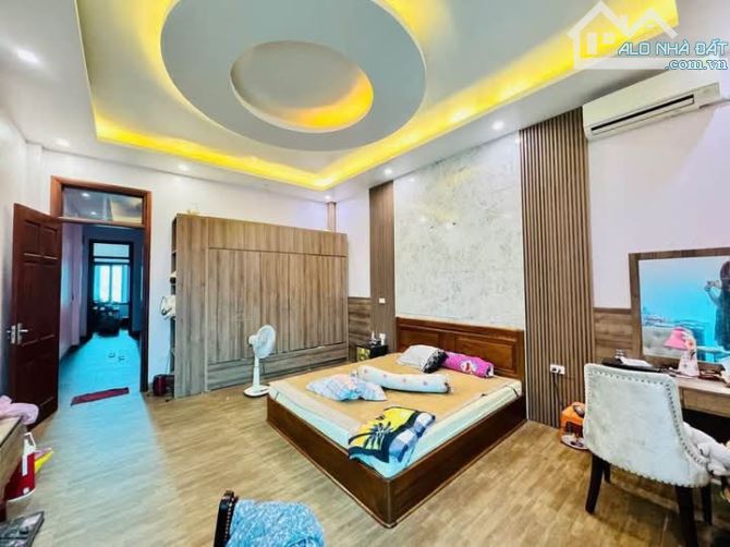 Bác Trường bán gấp phố Xuân Thủy, DT: 61m2, 4T, giá: 15.5 tỷ, Cầu Giấy - 2