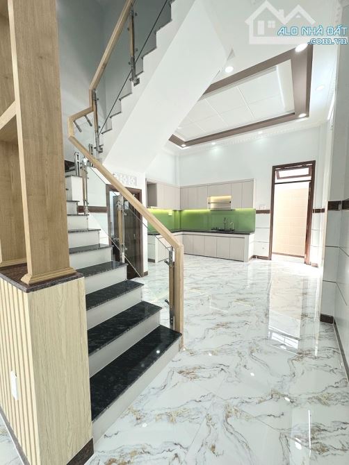 Nhỉnh 5 tỷ - nhà mới 4 tầng - 68m2 - 4x17 - hẻm 1/ xe tải - nga Tân Hòa Đông - Bình Tân - 3