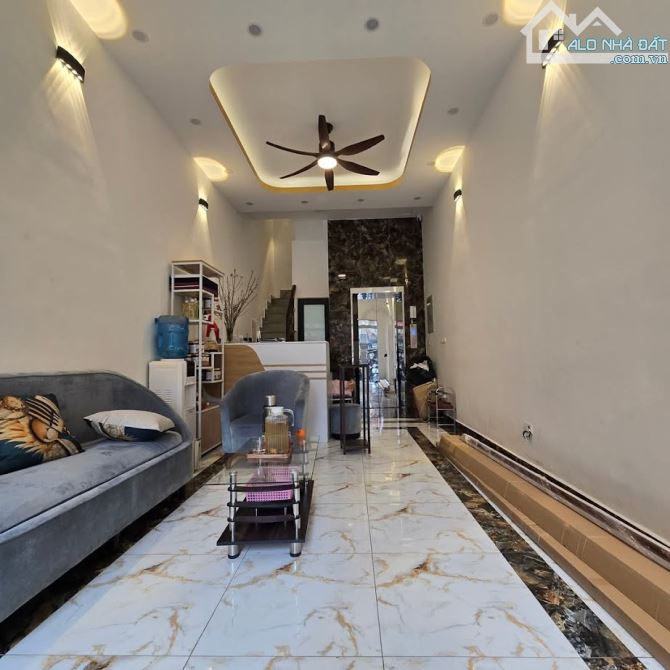VIP Huỳnh Thúc Kháng Phân Lô 3 Ô tô tránh 36m2x7T TM, mt 3.5m, 18 tỷ - 3