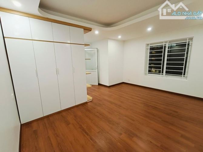 Giảm giá! Chung cư thấp tầng 116m2, ngã tư Trôi, nội thất cao cấp, giá chỉ 3 tỷ65 - 3