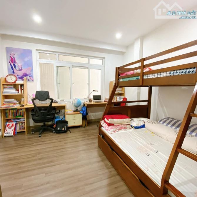 Bán nhà Phố Vũ Tông Phan - Chỉ 7.5 tỷ! Cách Phố 30m; 43.8m2 - 3