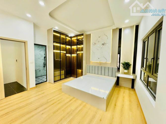 THANH TRÌ - ĐƯỜNG 70- NHÀ DÂN XÂY - 4 TẦNG - 35M - Ô TÔ DỪNG ĐỖ CÁCH 10M - GIÁ CHỈ 4.XX TỶ - 3