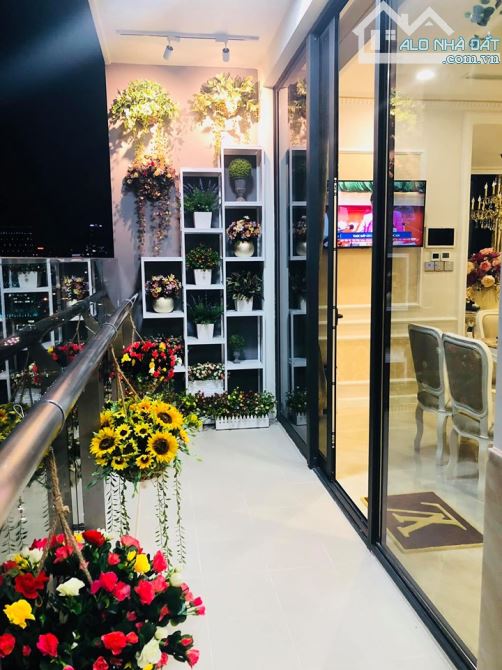 Bán nhà đường Nguyễn Văn Trỗi, P1, Tân Bình - 7.5x16m - 5 tầng mới đẹp lung linh. Giá 27ty - 3