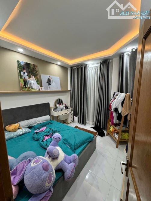 Bán Nhà Bình Thạnh- Hoàng Hoa Thám - Nhà Đẹp 4 Tầng - DT 40m2 - Full Nội Thất - Nhỉnh 6 tỷ - 3