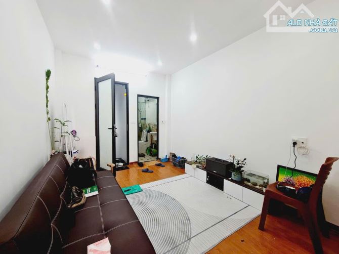 Bán nhà Vĩnh Hưng 35m2, 6 tầng, giá 5.2 tỷ, ô tô đổ cửa - 3