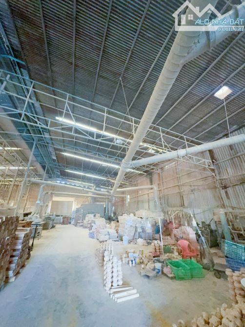 Bán nhà xưởng 1600m2 góc 3 mặt tiền gần trạm thu phí Thiện Tân, Đồng Nai, giá 13 tỷ. - 4