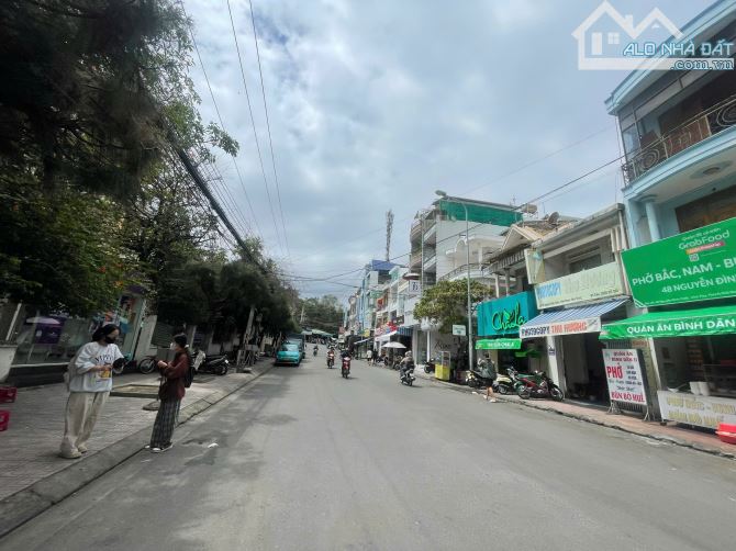 Bán nhà mặt tiền đường Nguyễn Đình CHiểu - Nha Trang, cách biển chỉ 300m - 4