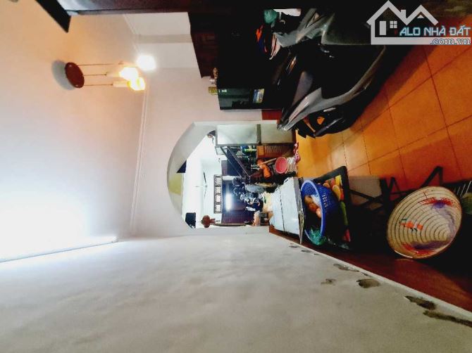 CHỦ CẦN BÁN GẤP GIẢM GIÁ, GIÁ CHÀO MỚI 13.9 TỶ 90M2 - 4