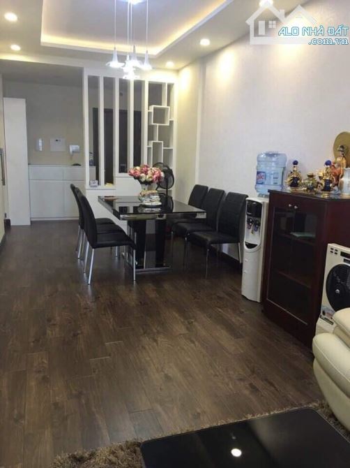Bán CHDV cao cấp sẵn HĐT 80tr, MT đường Lê Tấn Quốc Q. TB. DT: 5x 27m, giá 27 tỷ TL - 4